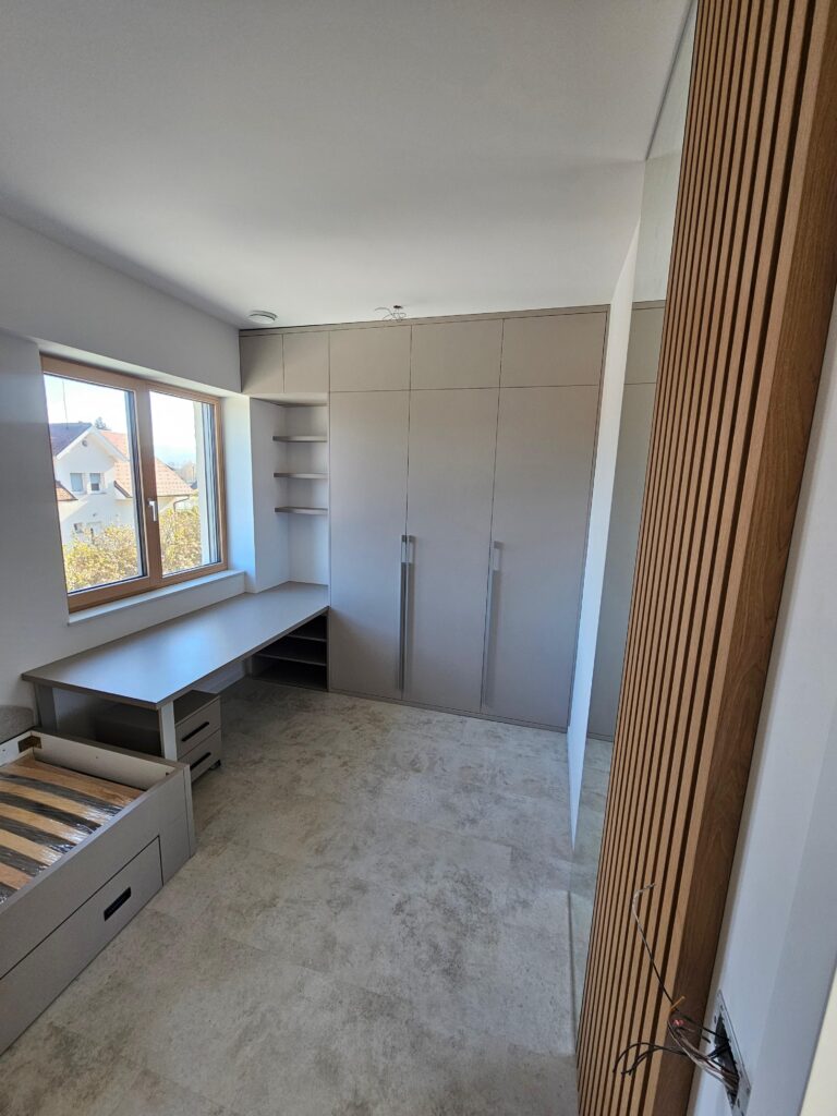 WhatsApp Image 2025-12-10 at 20.31.07 (3)